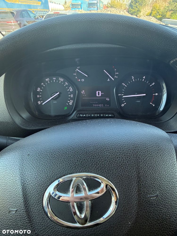 Toyota Proace - 9