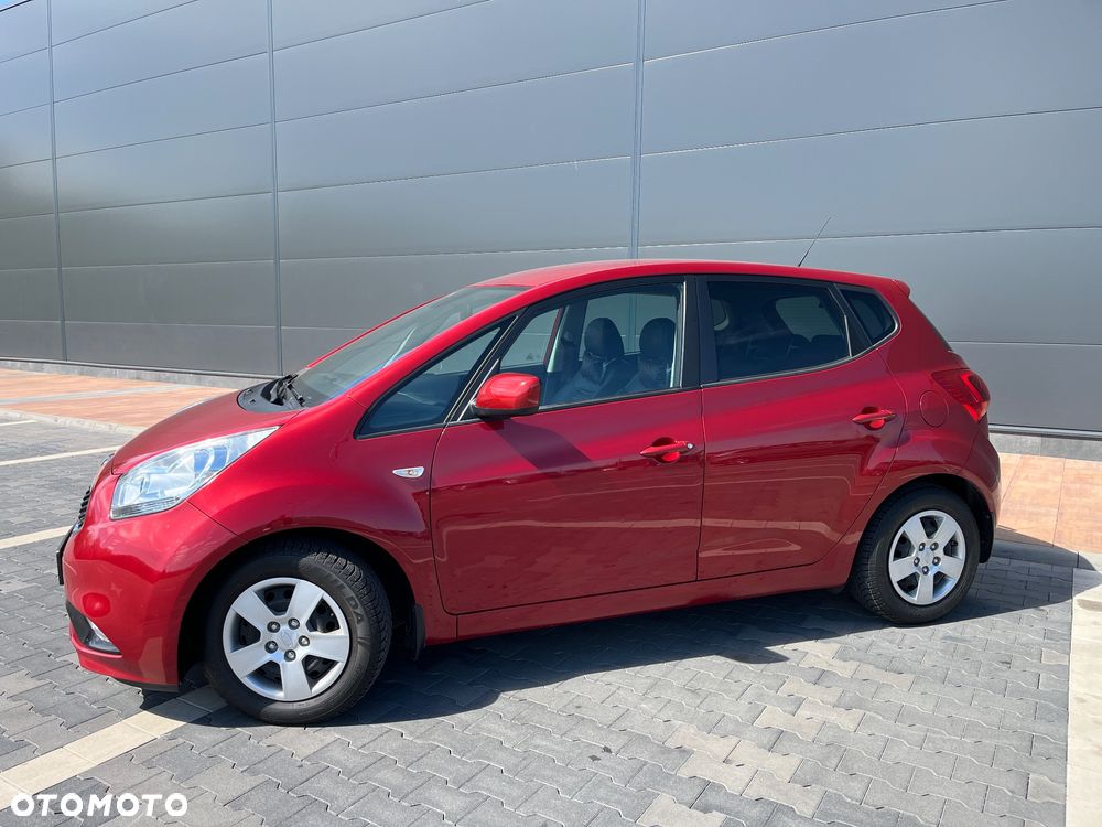 Kia Venga 1.4 L - 5