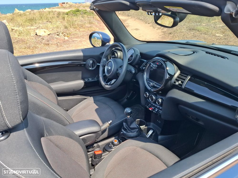 MINI Cabrio Cooper D - 14