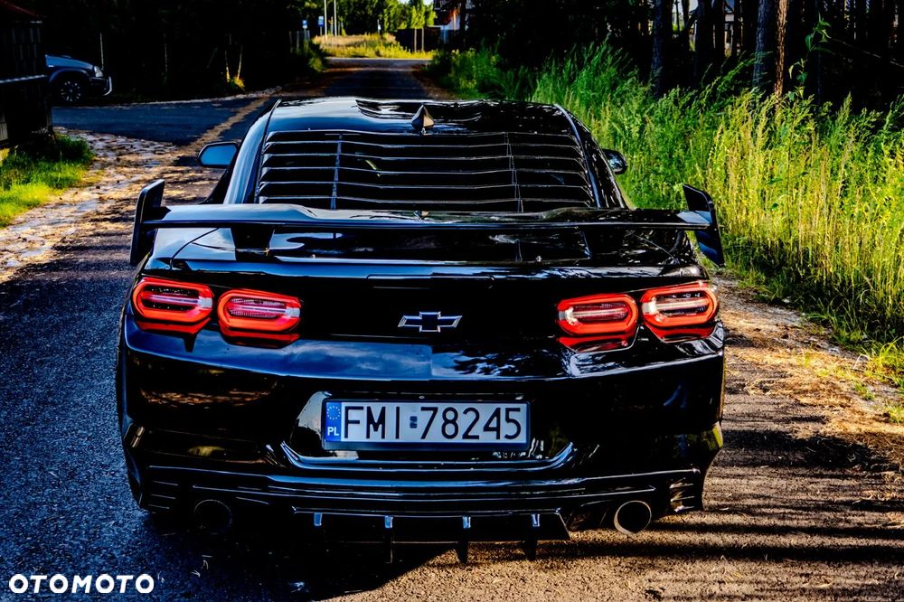 Chevrolet Camaro - 2