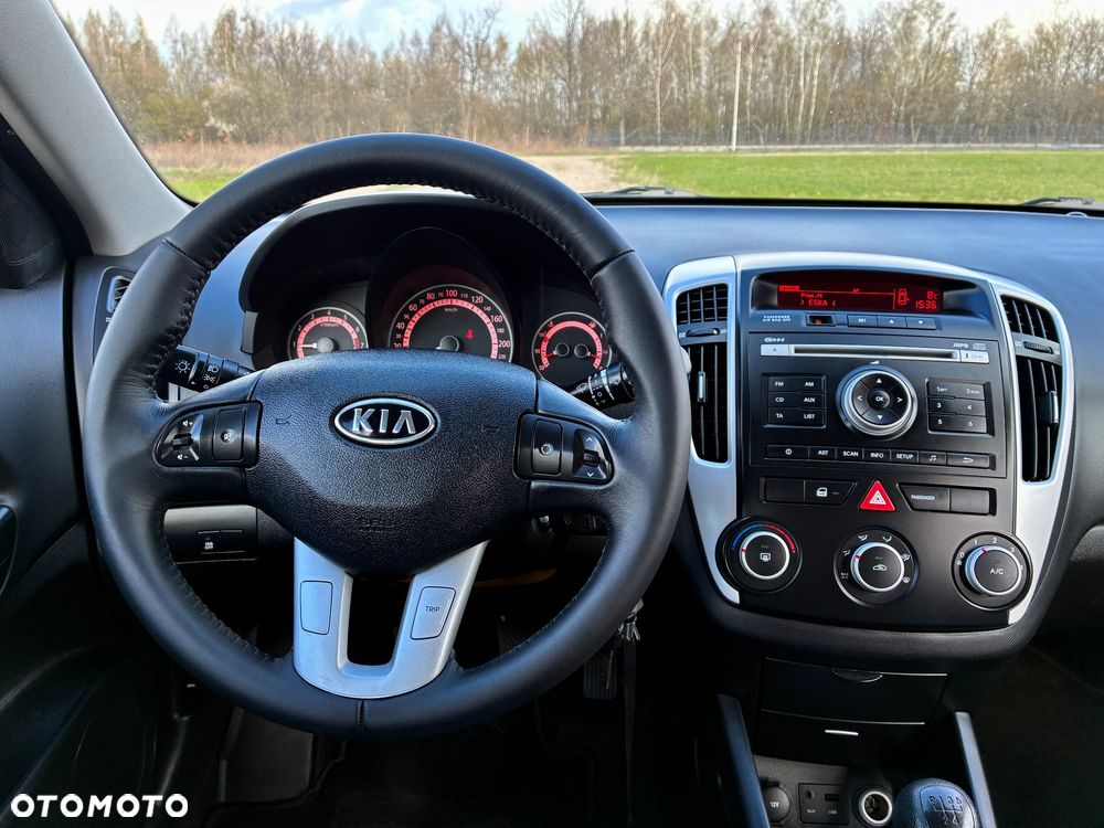 Kia Ceed 1.4 CVVT ISG Vision - 29