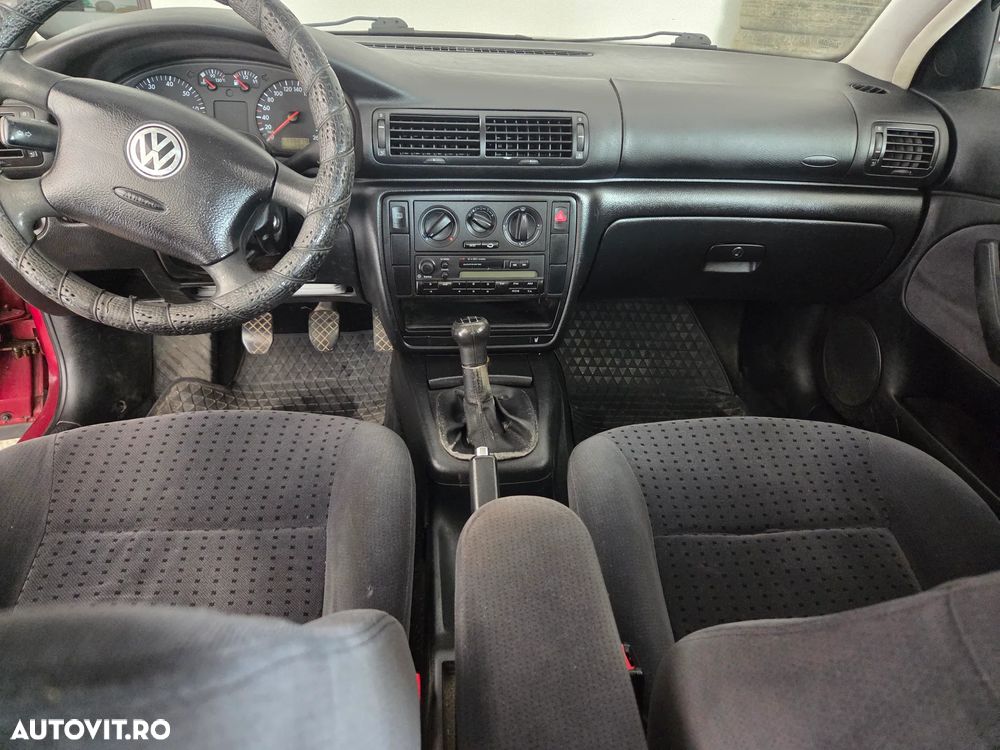 Volkswagen Passat - 10
