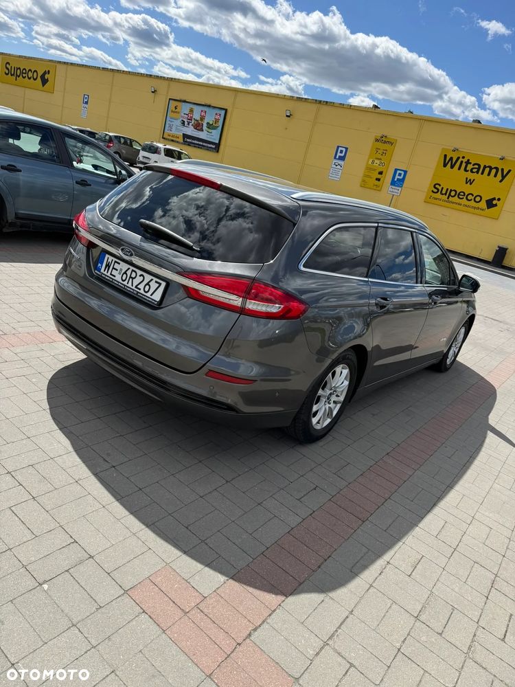 Ford Mondeo 2.0 Hybrid Titanium - 25