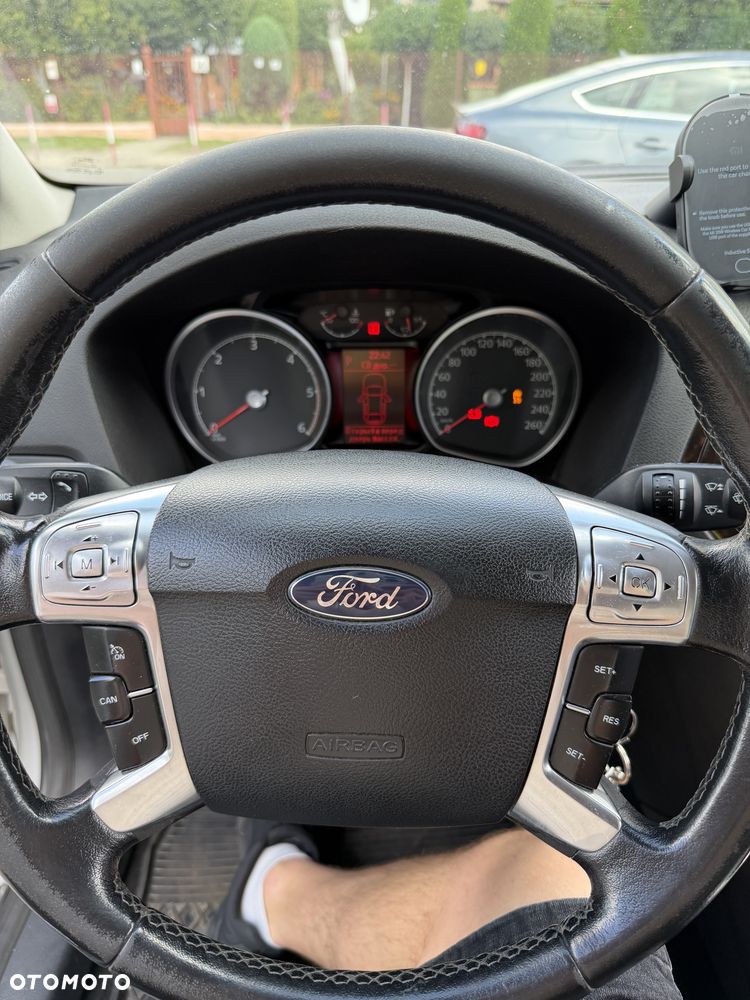 Ford Mondeo 2.0 TDCi Ghia - 28