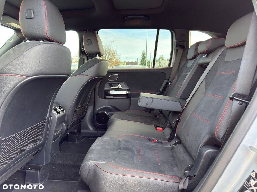 Mercedes-Benz GLB 200 AMG Line 7G-DCT - 27