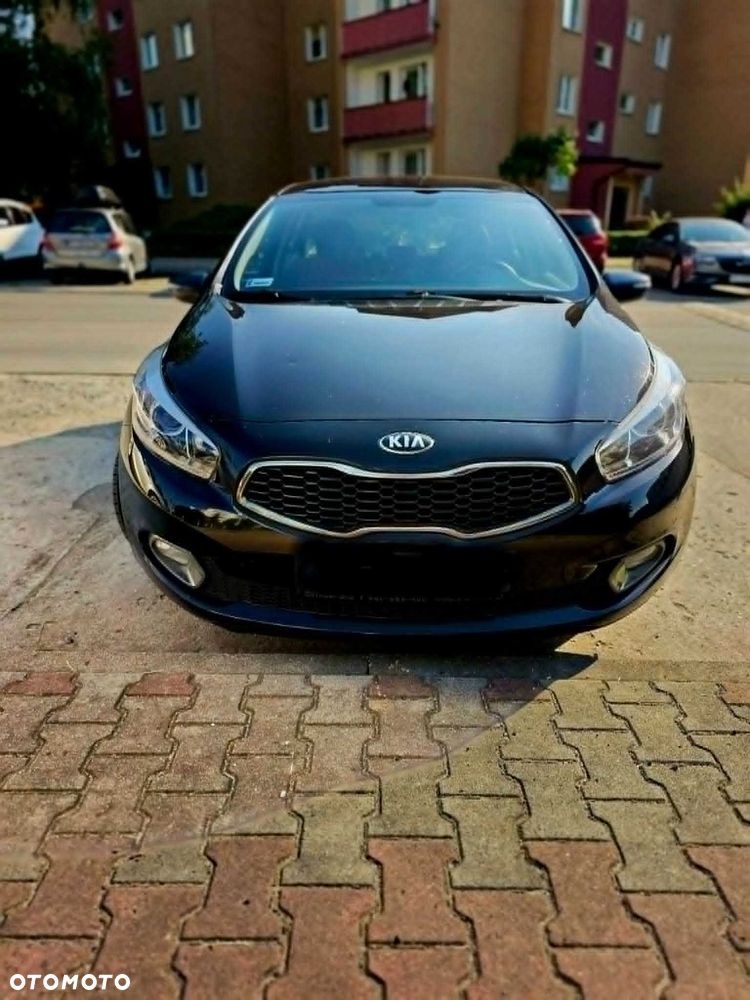 Kia Ceed - 1