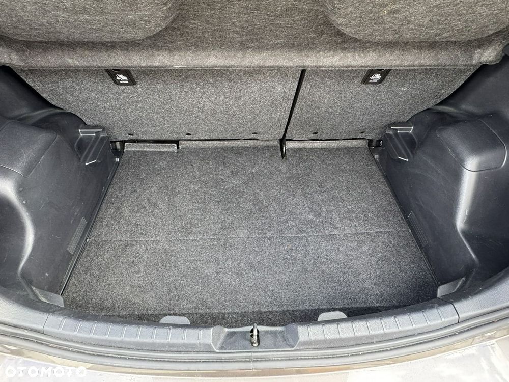 Toyota Yaris 1.0 Active - 28