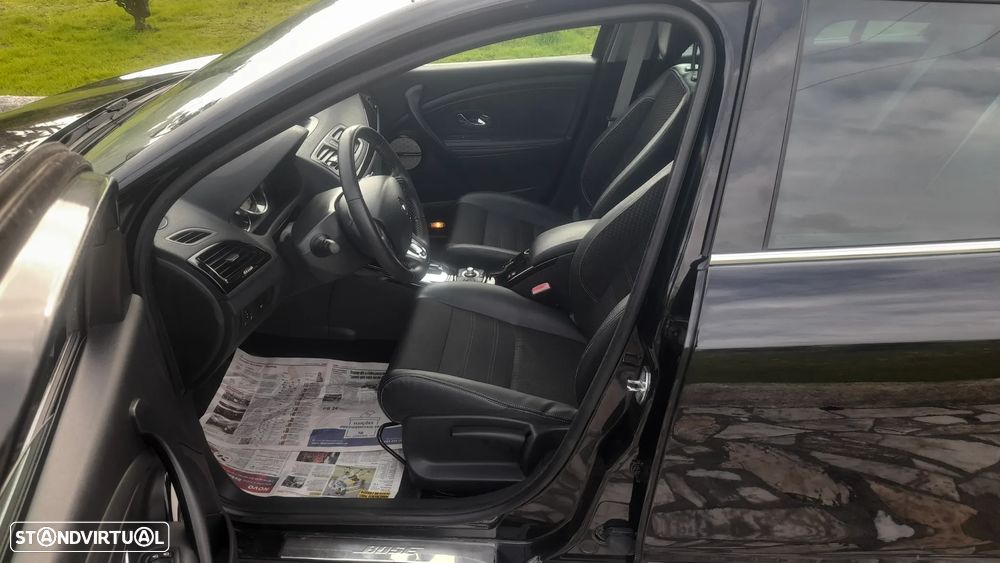 Renault Mégane Sport Tourer 1.5 dCi Bose Edition EDC J18 - 18