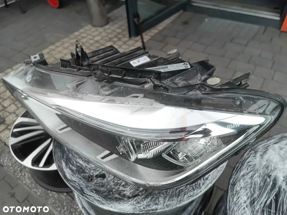 BMW F30 LAMPA LEWA PRZEDNIA KOMPLETNA 7213100000 - 7