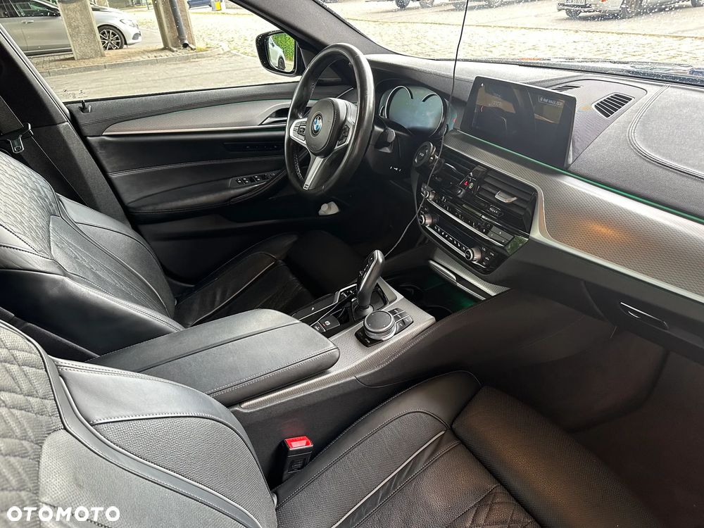 BMW Seria 5 530i - 31