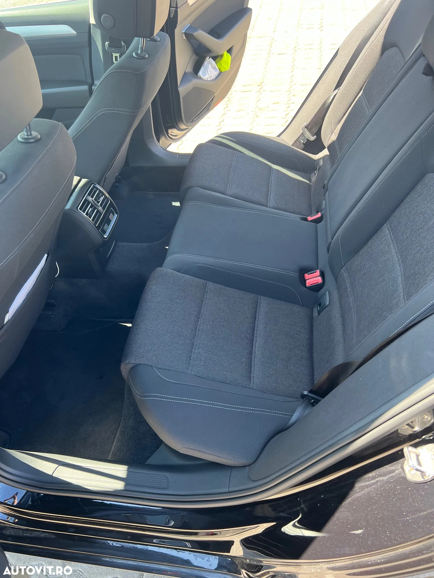 Volkswagen Passat Variant 2.0 TDI DSG Comfortline - 5