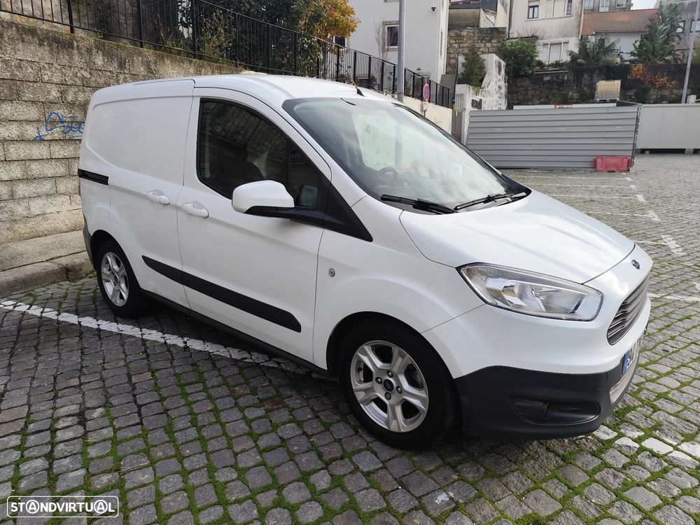 Ford Courier - 4