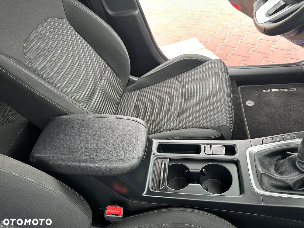 Kia Ceed 1.5 T-GDI L - 21
