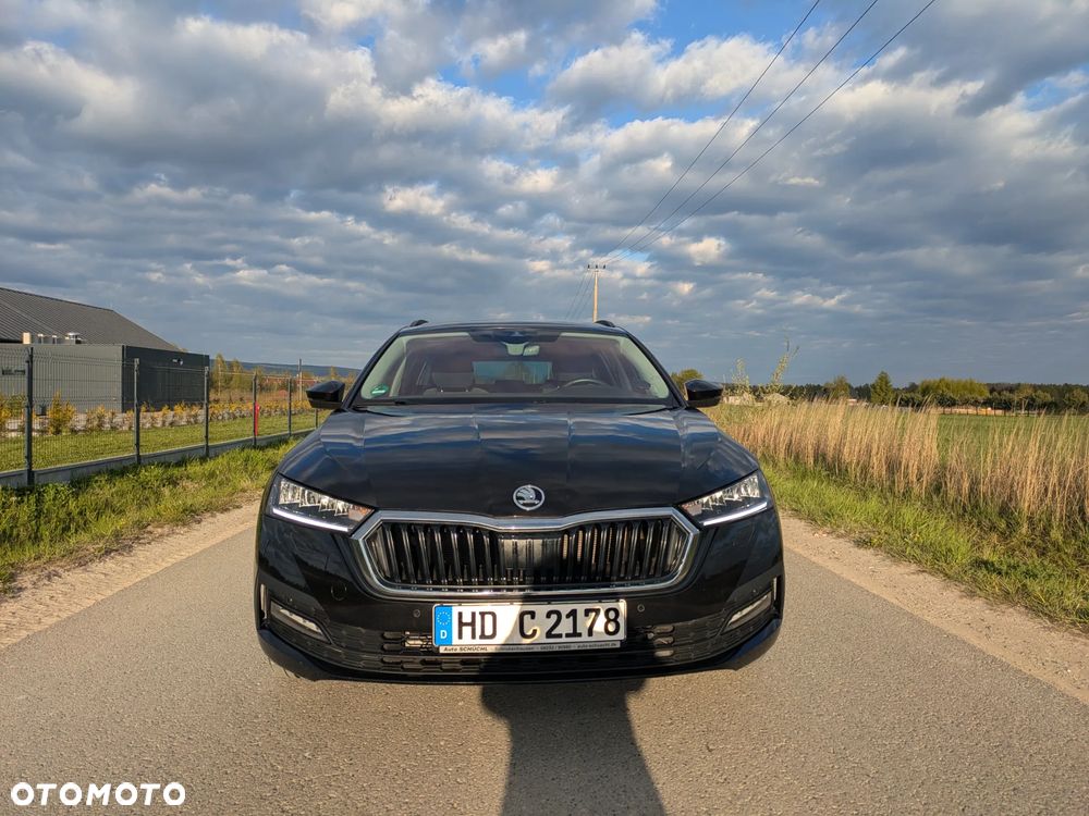 Skoda Octavia 2.0 TDI DSG Clever - 3