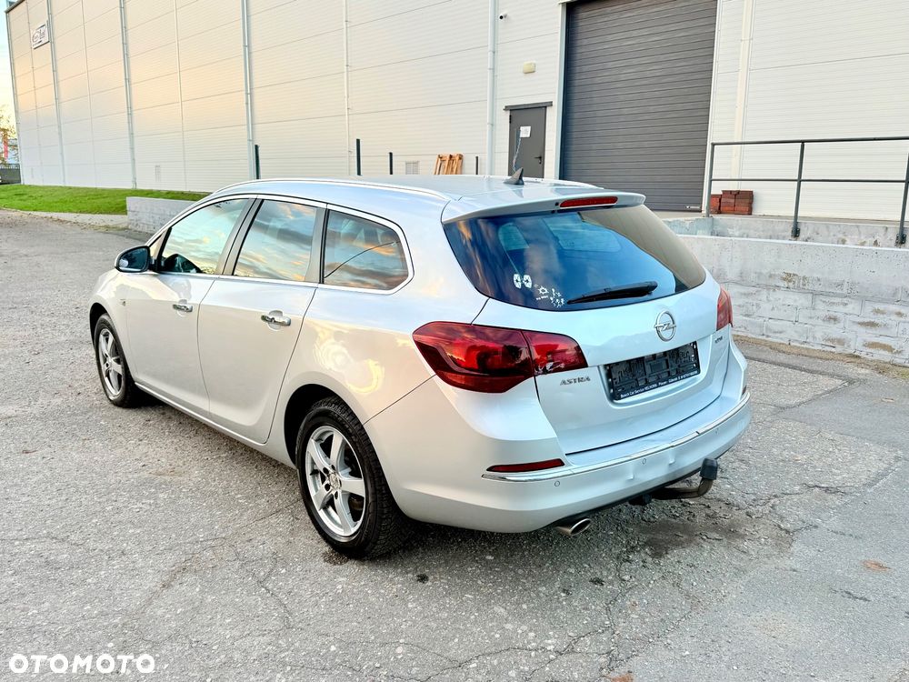 Opel Astra 2.0 CDTI Automatik Style - 3