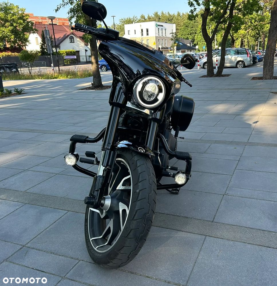 Harley-Davidson Softail Sport Glide - 5