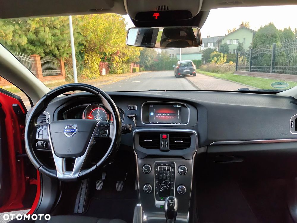 Volvo V40 D2 - 22
