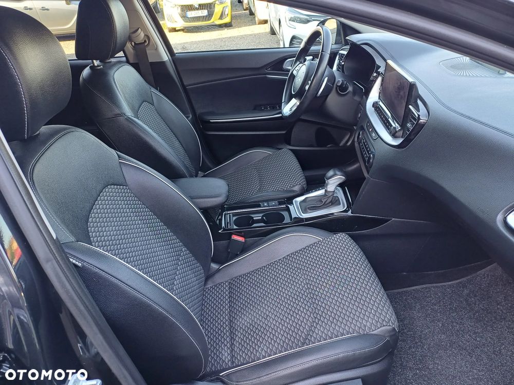 Kia XCeed 1.6 GDI DCT6 OPF Platinum Edition - 11