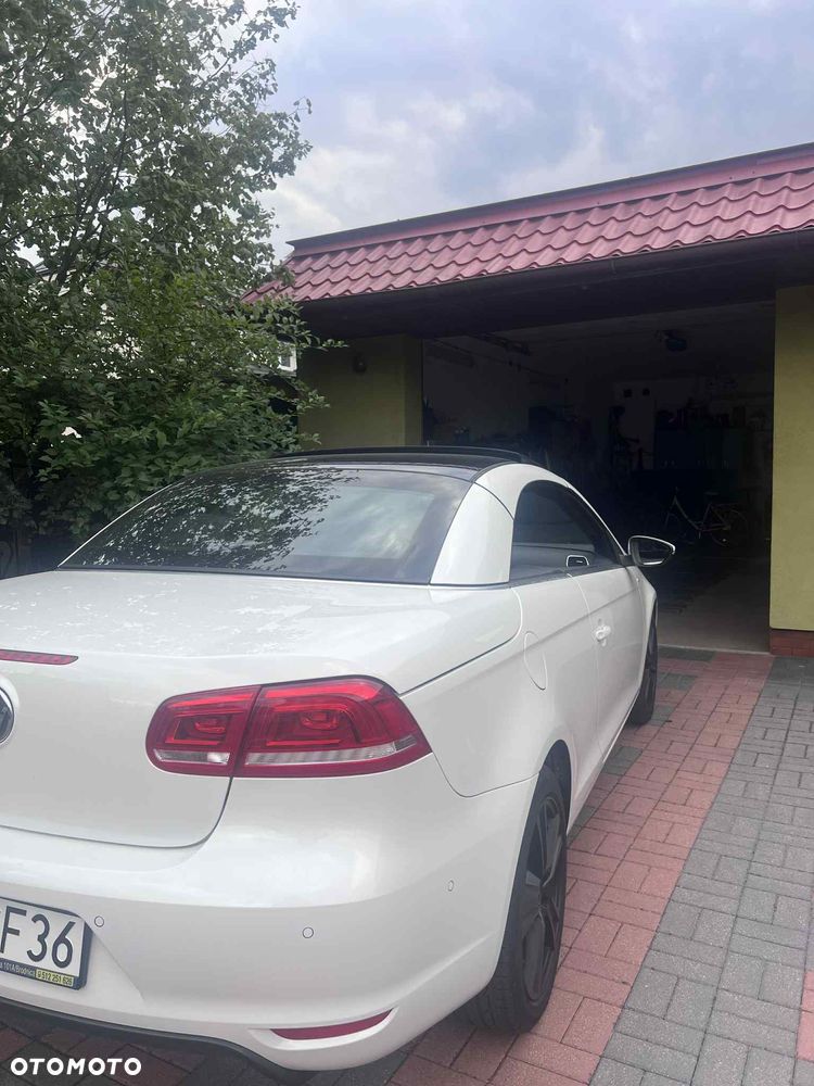 Volkswagen Eos 2.0 TDI DPF BlueMotion Technology Cup - 24