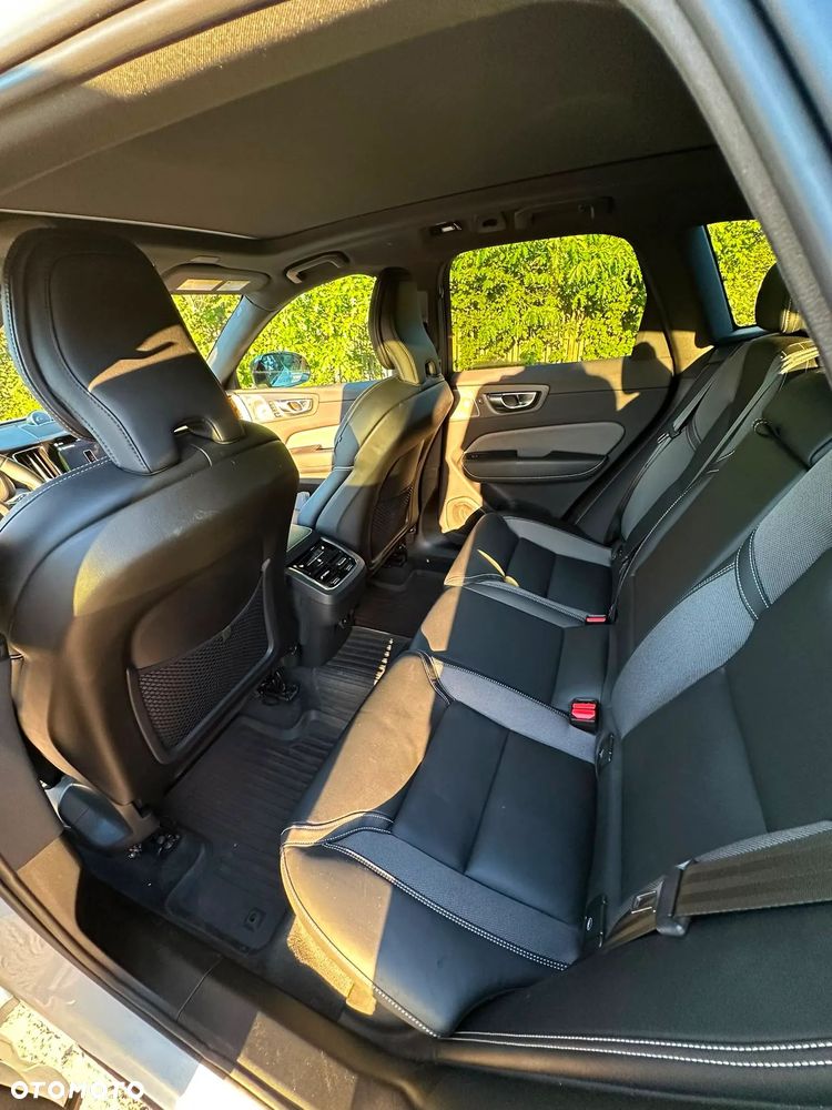 Volvo XC 60 B6 B AWD Geartronic RDesign - 19