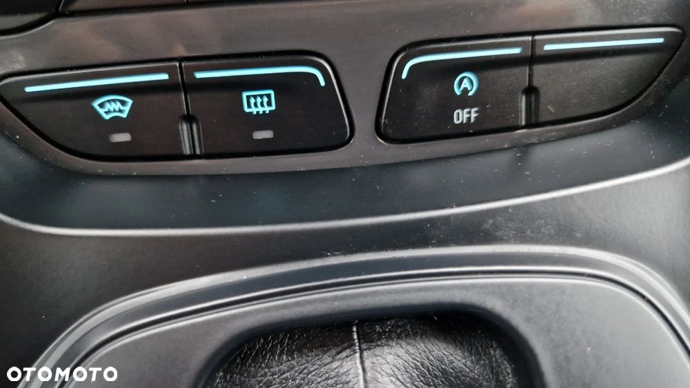 Ford Kuga 2.0 TDCi 4x4 Individual - 14