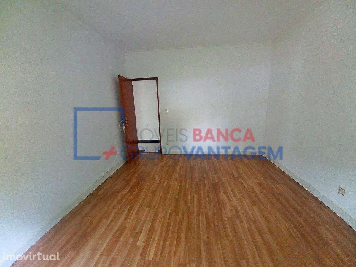 EXCELENTE APARTAMENTO T2 NA AMORA - Grande imagem: 2/30