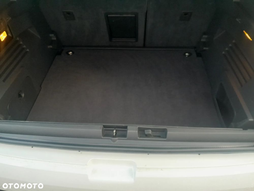 Peugeot 3008 1.6 THP Active - 19