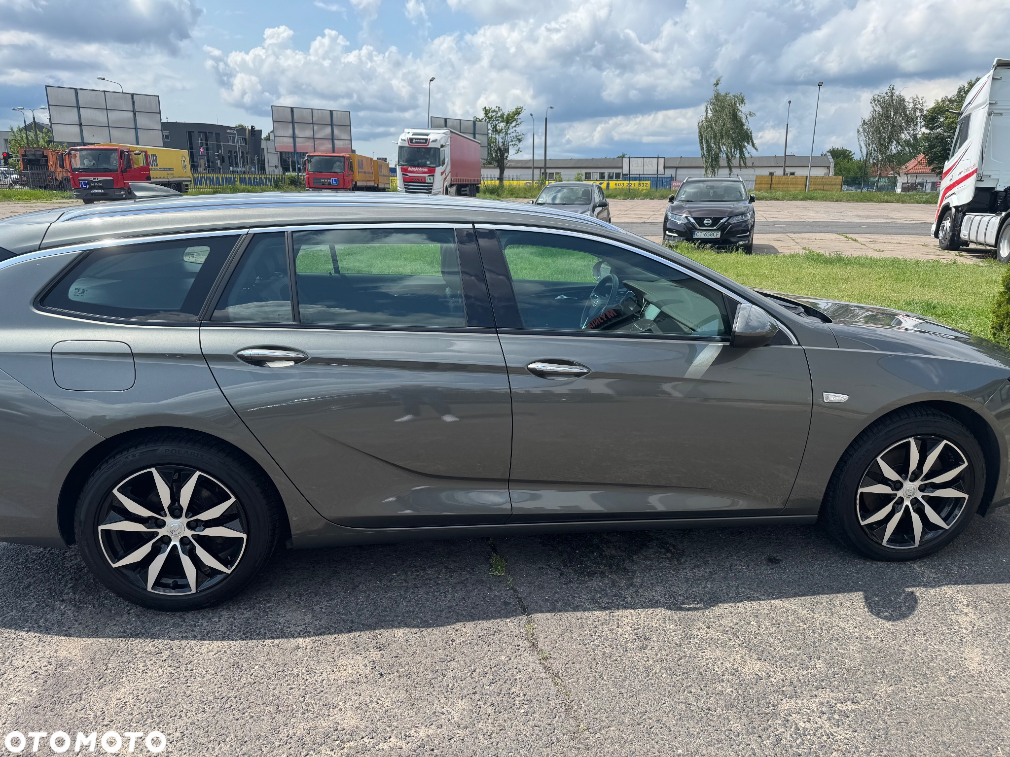 Opel Insignia 2.0 CDTI Enjoy S&S - 3