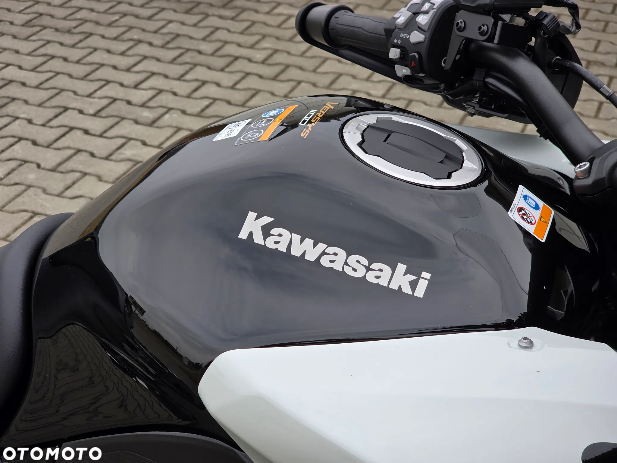Kawasaki Versys 1000 - 8