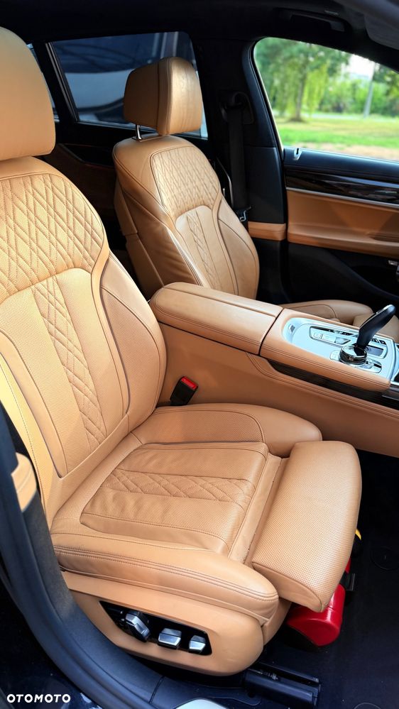 BMW Seria 7 740Ld xDrive sport - 8