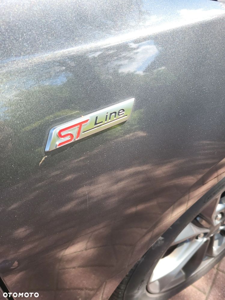 Ford Focus 1.5 EcoBlue Start-Stopp-System ST-LINE - 24