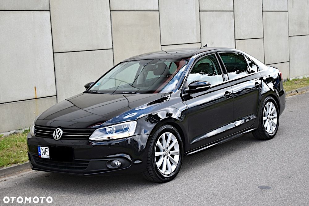Volkswagen Jetta - 11