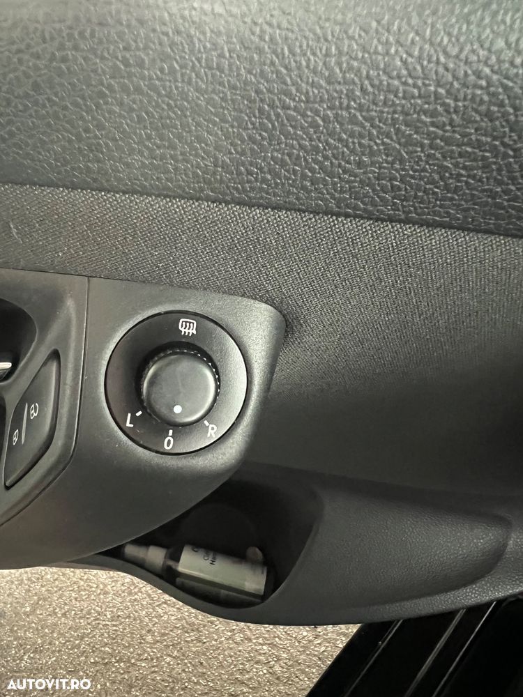 VOLKSWAGEN Polo 2010 — imagine 12
