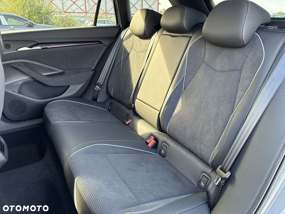 Skoda Superb 2.0 TSI Sportline DSG - 16