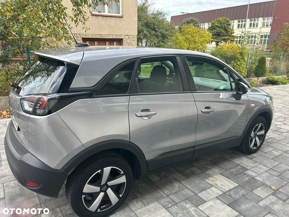 Opel Crossland X - 12