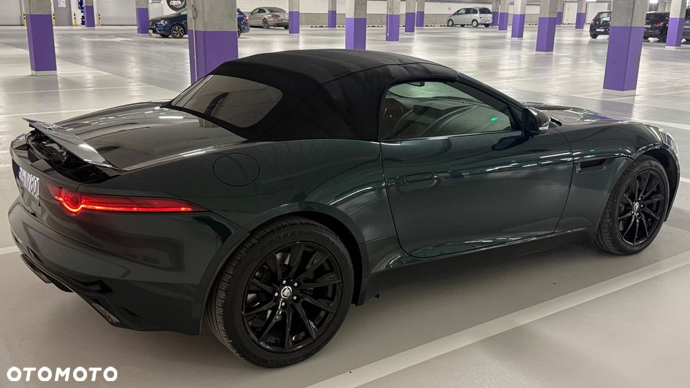Jaguar F-Type R-Dynamic - 23