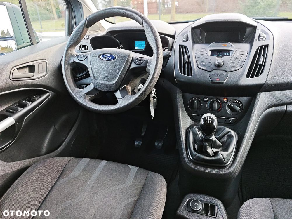 Ford Tourneo Connect 1.5 TDCi Start-Stop Titanium - 21