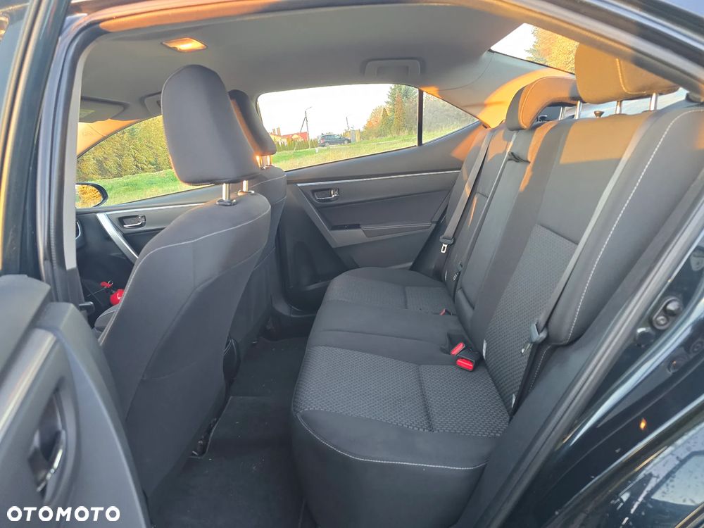 Toyota Corolla 1.6 Premium - 7