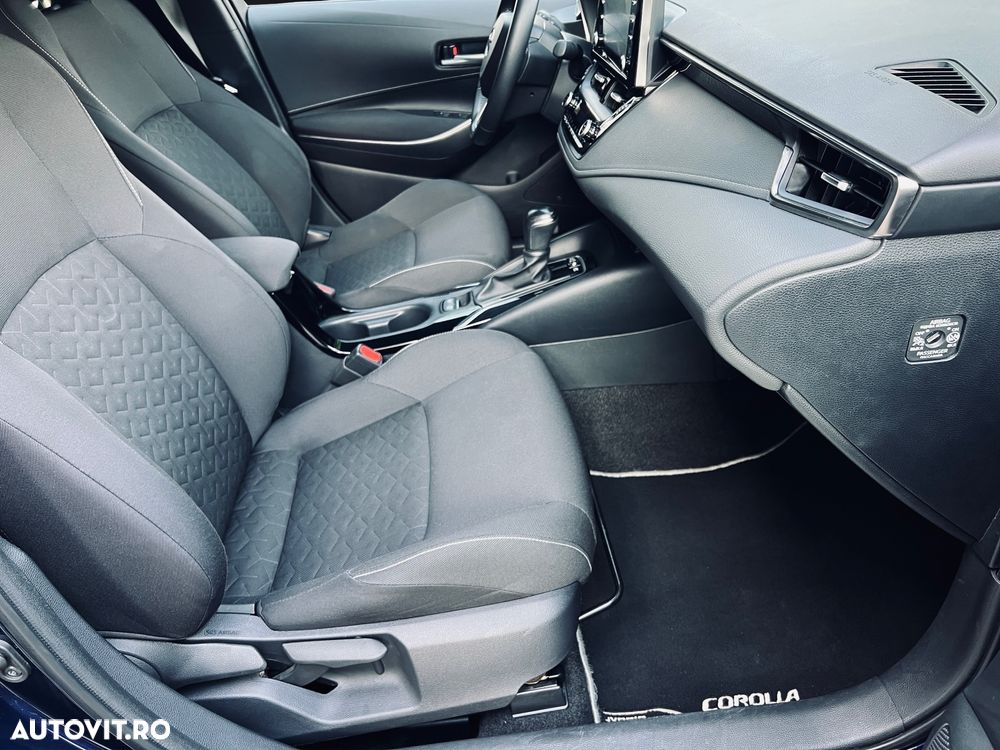Toyota Corolla 1.8 Business Edition - 15