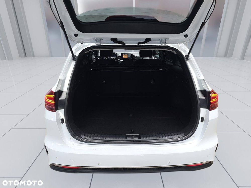 Kia Ceed 1.5 T-GDI M - 20