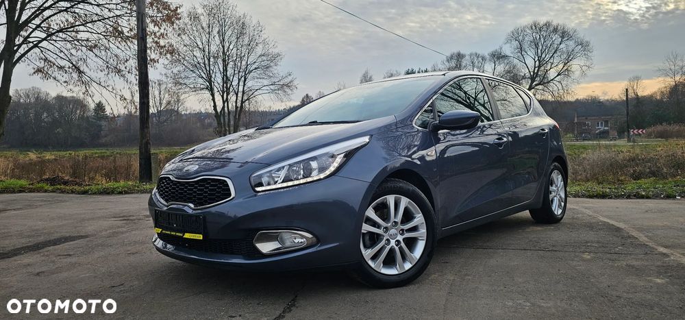 Kia Ceed 1.4 CVVT Spirit - 17