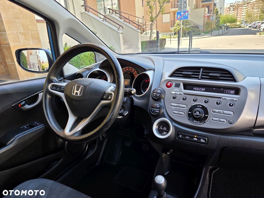 Honda Jazz 1.4 Executive - 34
