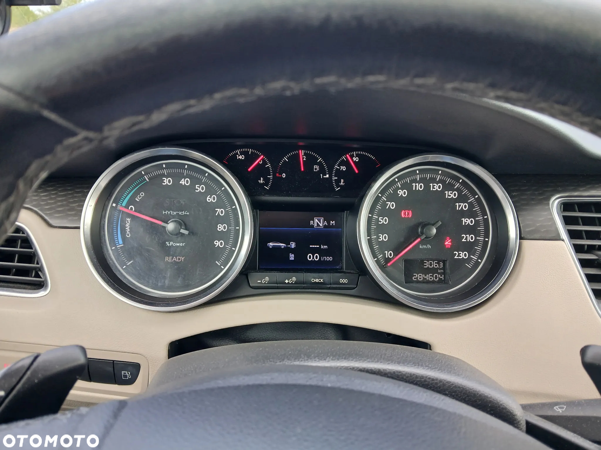 Peugeot 508 RXH 2.0 HDi HYbrid4 - 18