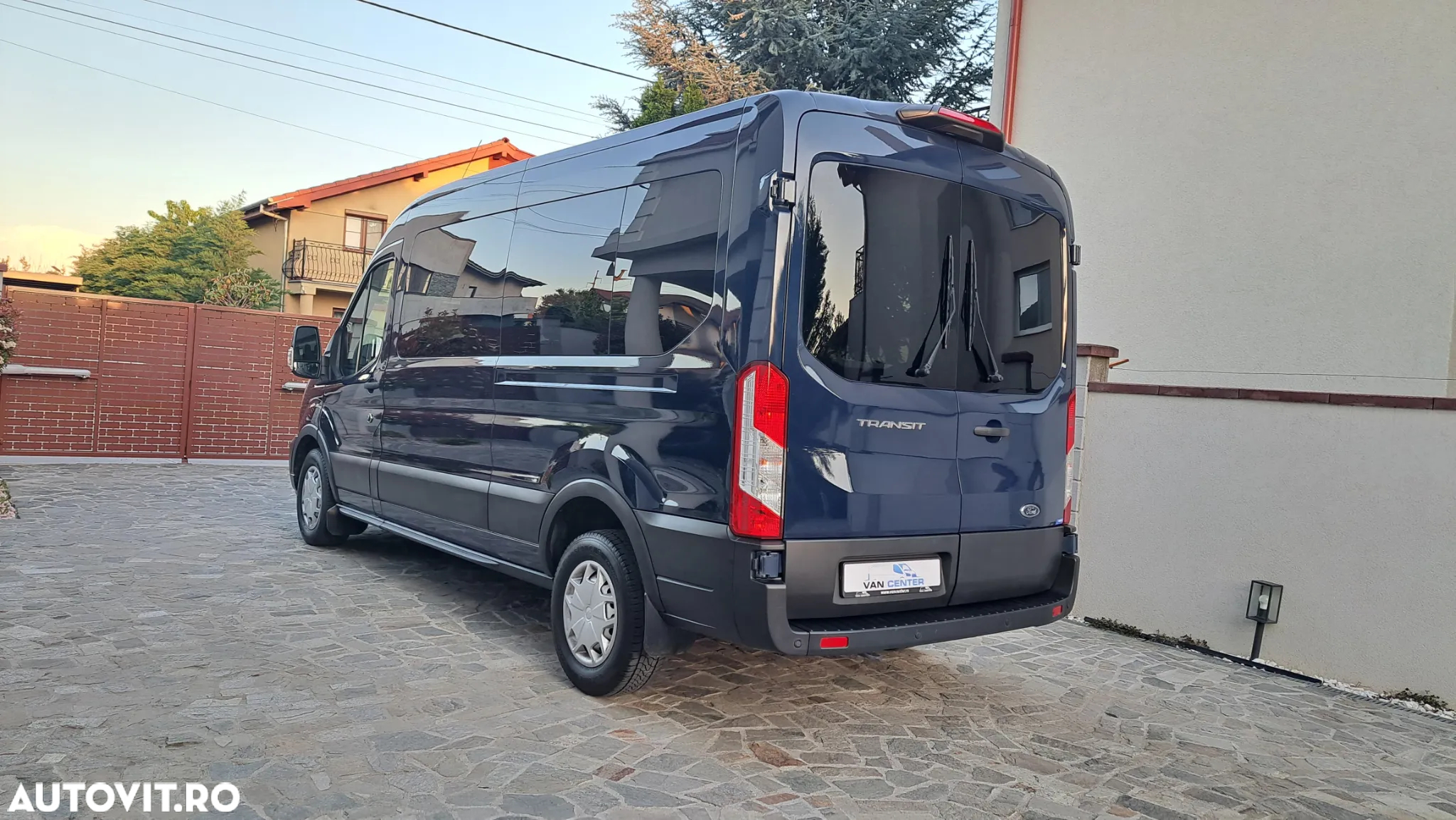 Ford Transit 350 2.0 EcoBlue 170 CP L3H2 Kombi FWD Trend - 7