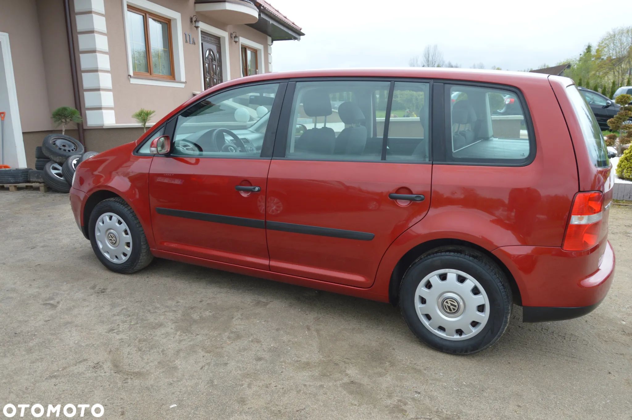 Volkswagen Touran 1.9 TDI Basis - 1