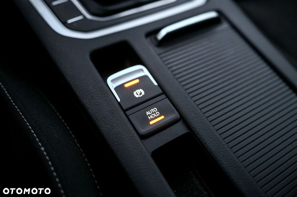 Volkswagen Passat ver-2-0-tdi-bmt-comfortline - 18