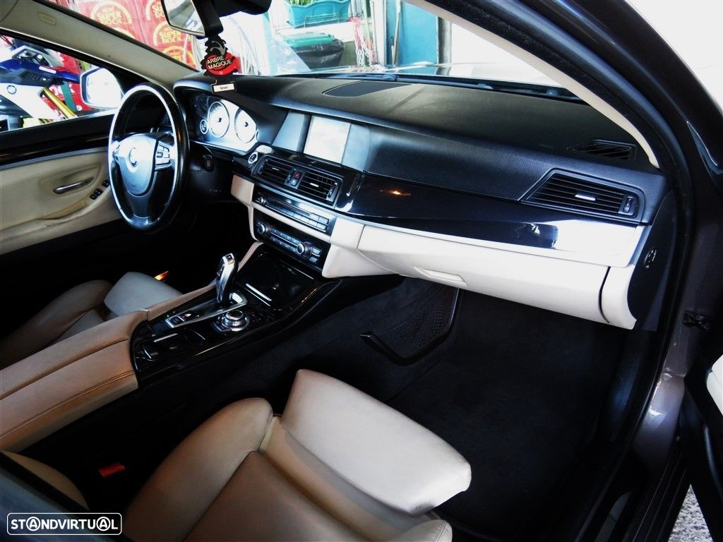 BMW 520 d Line Luxury Auto - 17