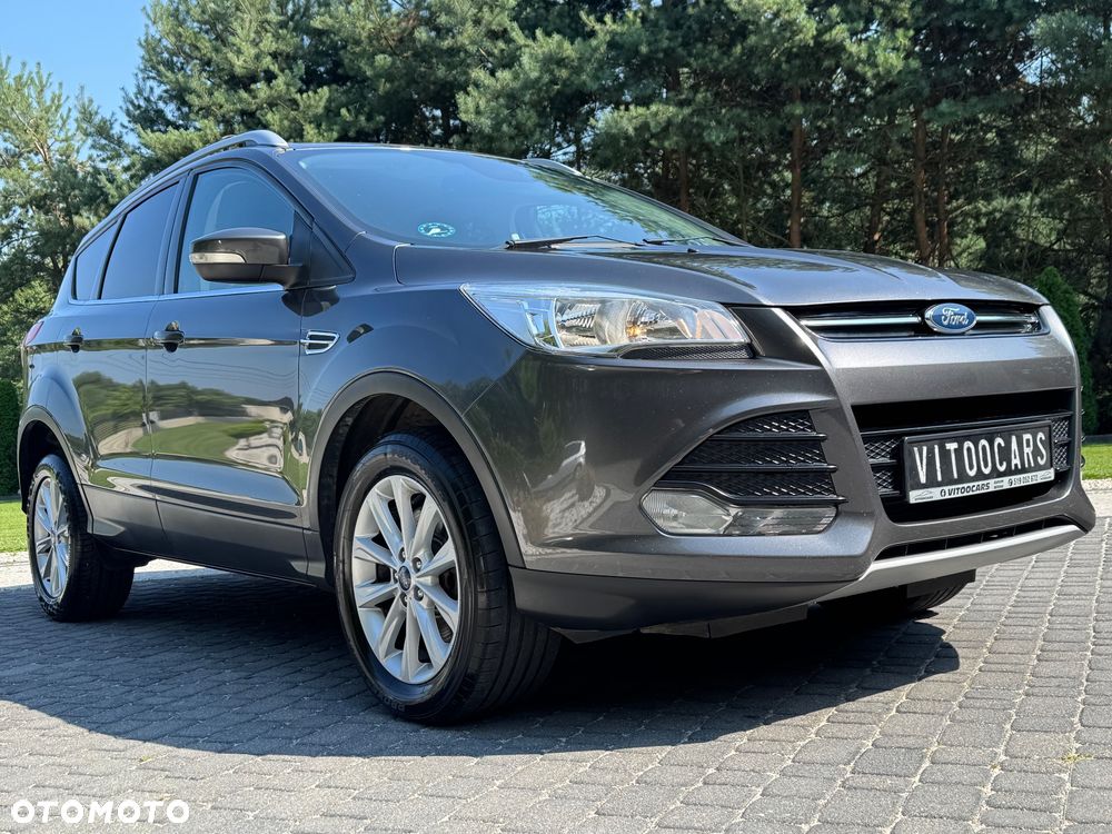 Ford Kuga 2.0 TDCi 2x4 Titanium - 10