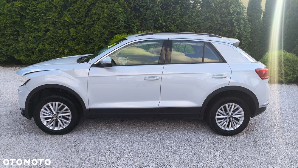 Volkswagen T-Roc - 3