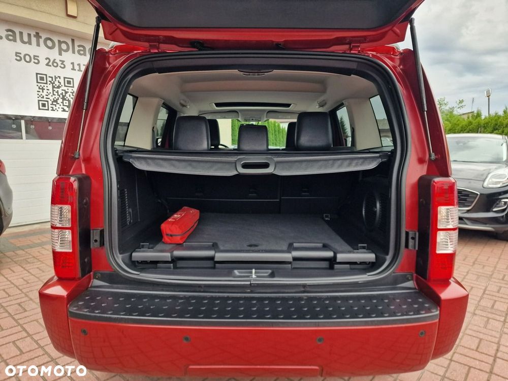 Dodge Nitro 2.8 CRD DPF Automatik SXT - 25
